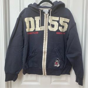 🌻SOLD🌻Disneyland Resort Zip Up Hoodie Sweater